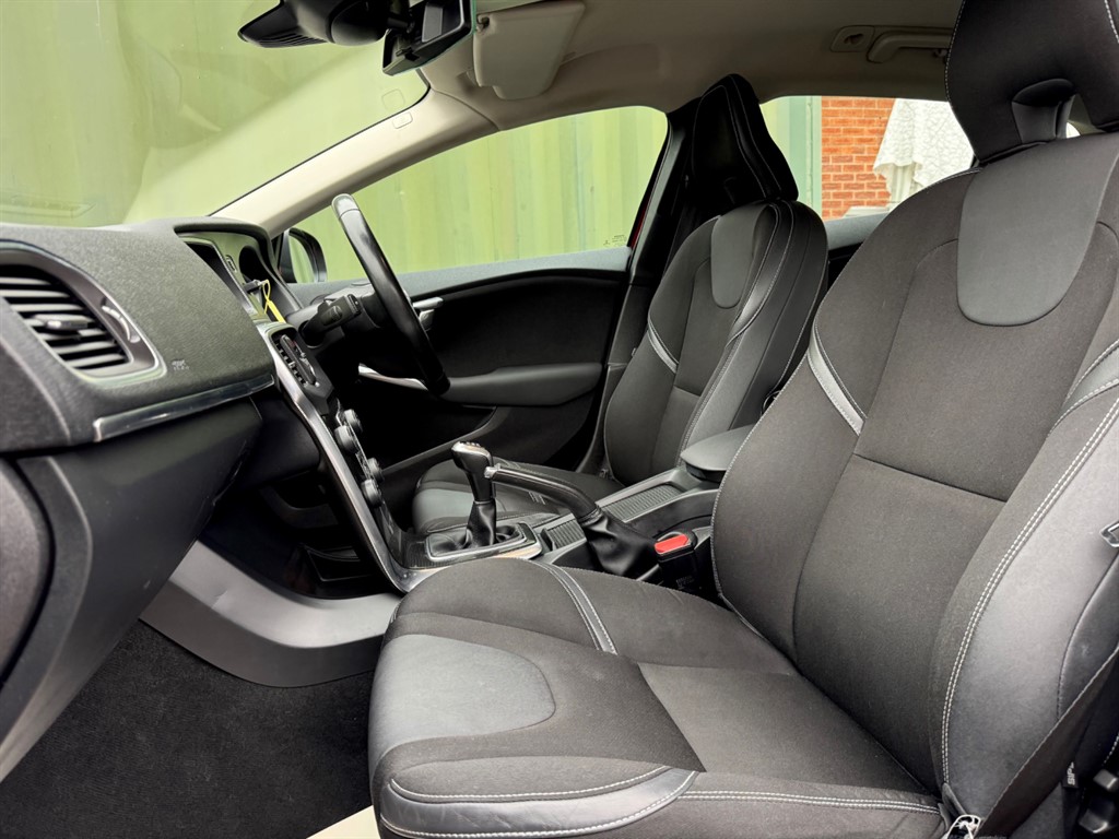 Used Volvo V40 2016 for sale - 76351107: Photo 26