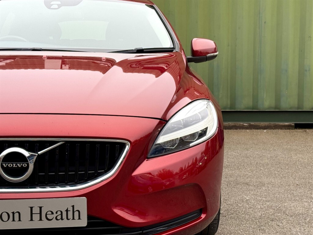 Used Volvo V40 2016 for sale - 76351107: Photo 8