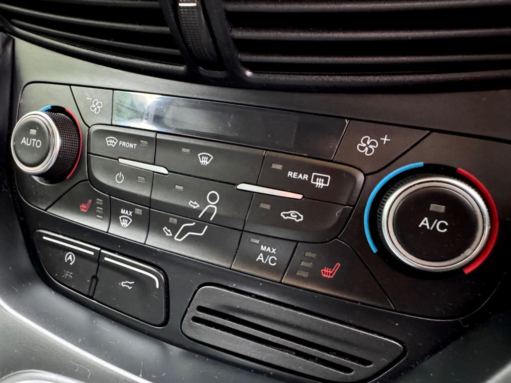 Used Ford Kuga 2017 for sale - 77218952: Photo 21