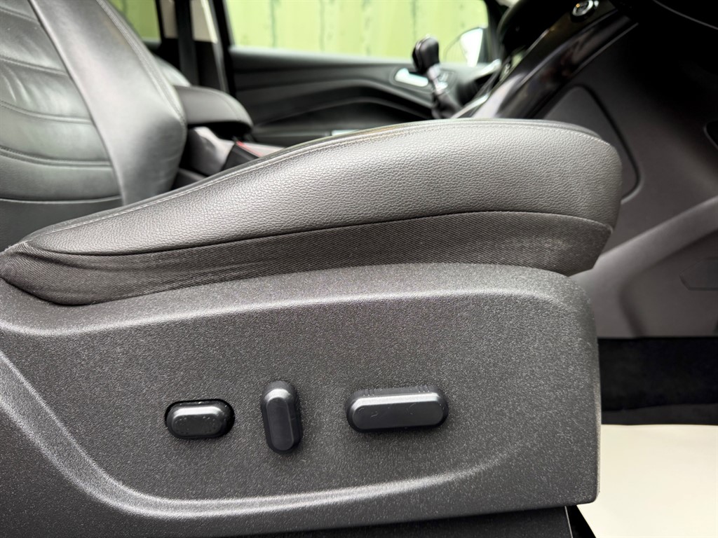 Used Ford Kuga 2017 for sale - 77218952: Photo 29