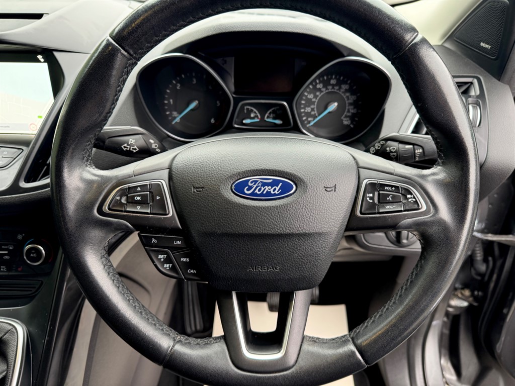 Used Ford Kuga 2017 for sale - 77218952: Photo 35