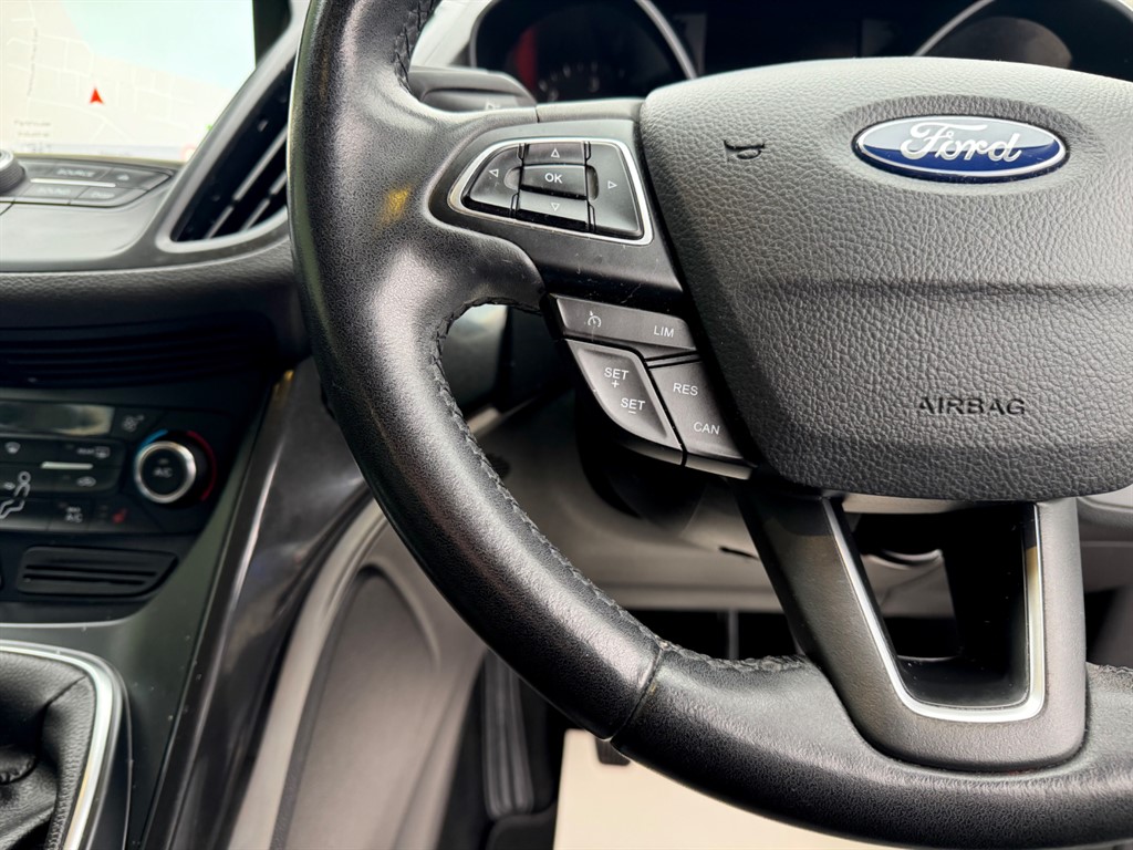 Used Ford Kuga 2017 for sale - 77218952: Photo 36