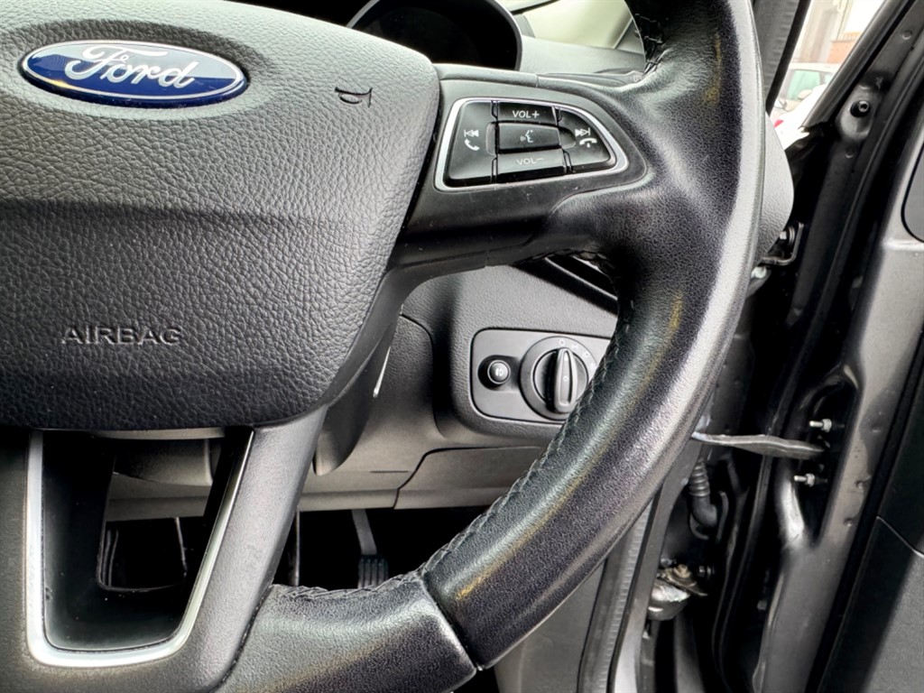 Used Ford Kuga 2017 for sale - 77218952: Photo 37