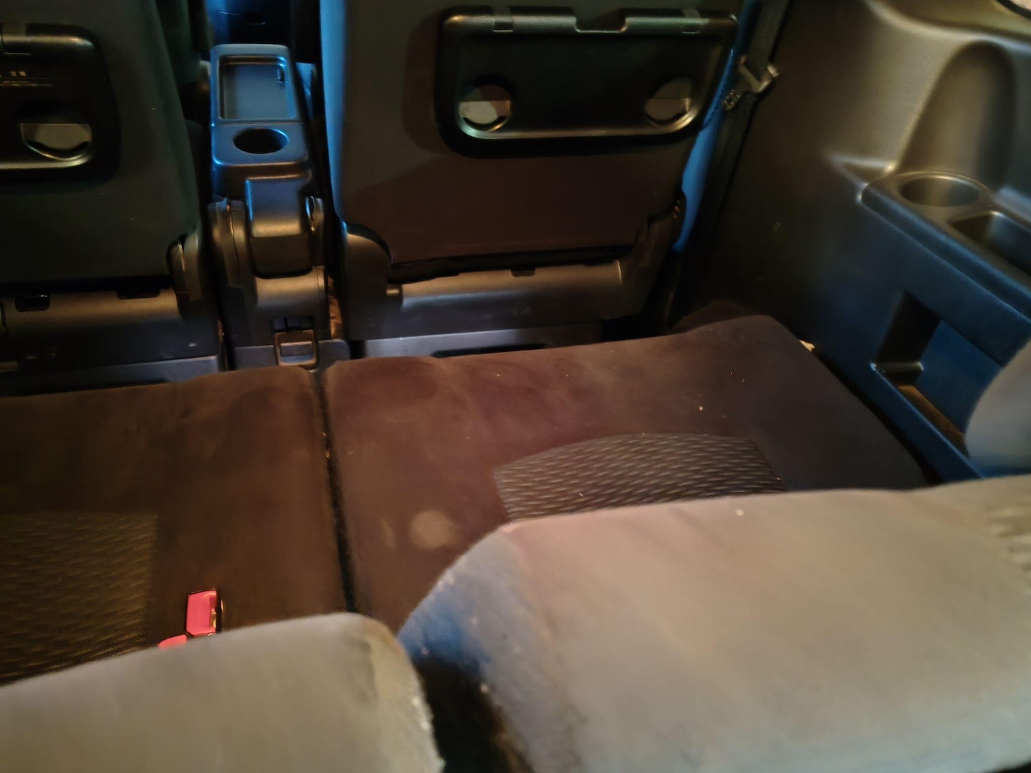Used Nissan Serena for sale - 76887429: Photo 19