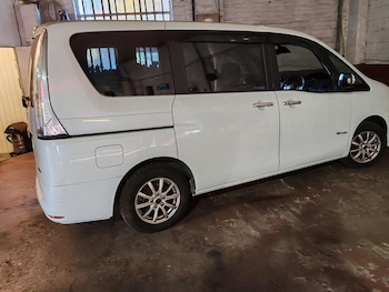 Used Nissan Serena 2014 for sale - 76887429: Photo