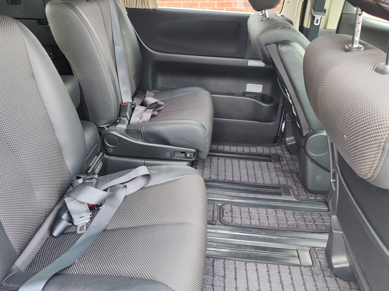 Used Nissan Elgrand for sale - 78063101: Photo 19