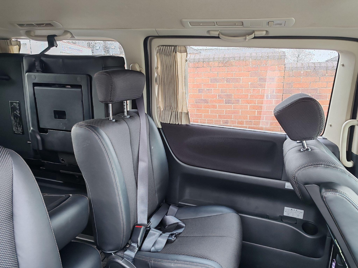 Used Nissan Elgrand for sale - 78063101: Photo 22