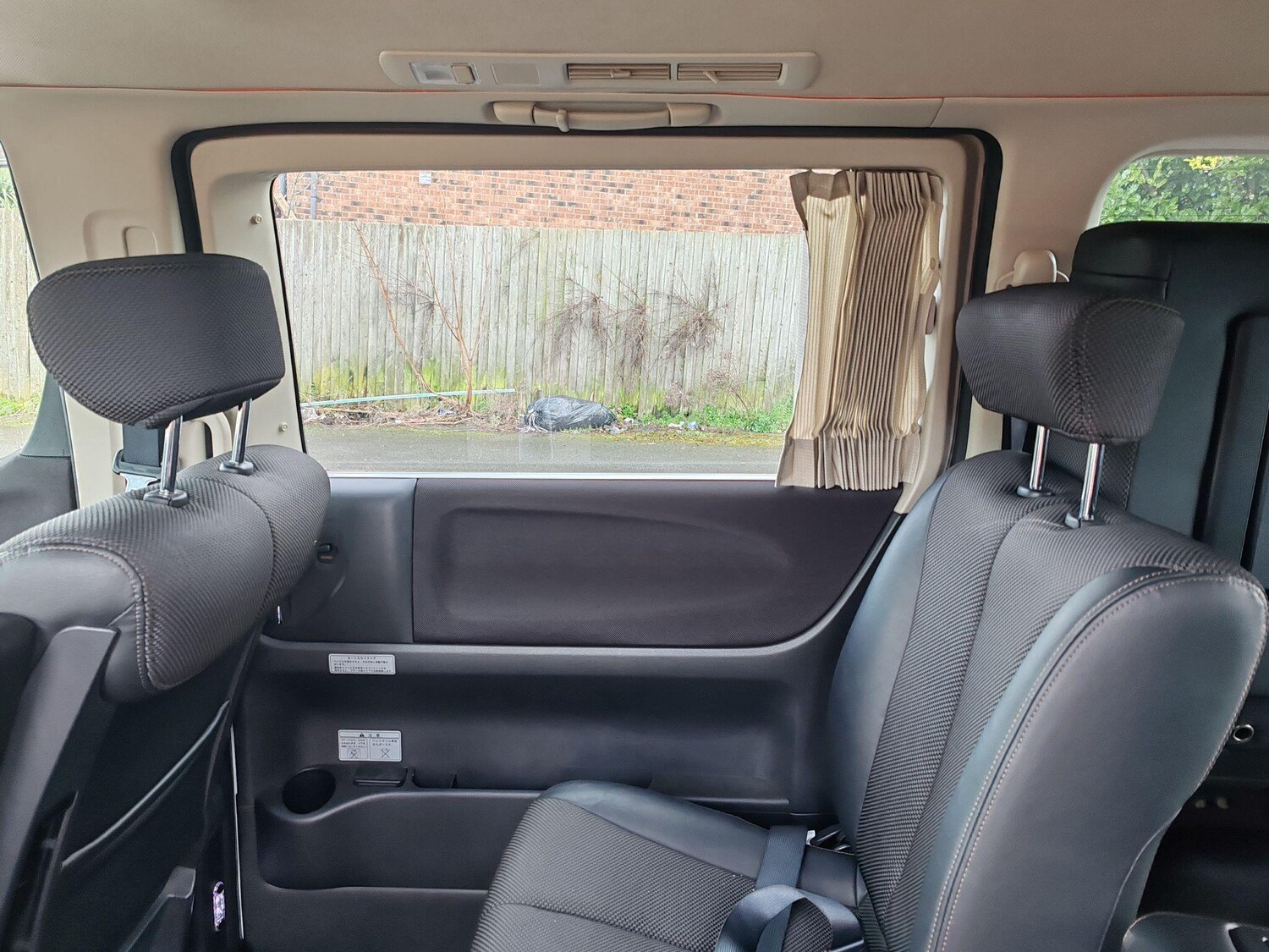 Used Nissan Elgrand for sale - 78063101: Photo 26