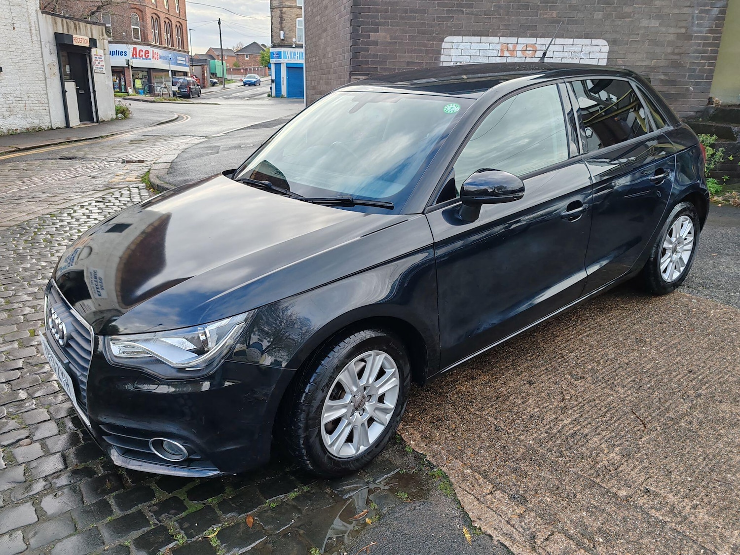 Used Audi A1 for sale - 76476673: Photo 2