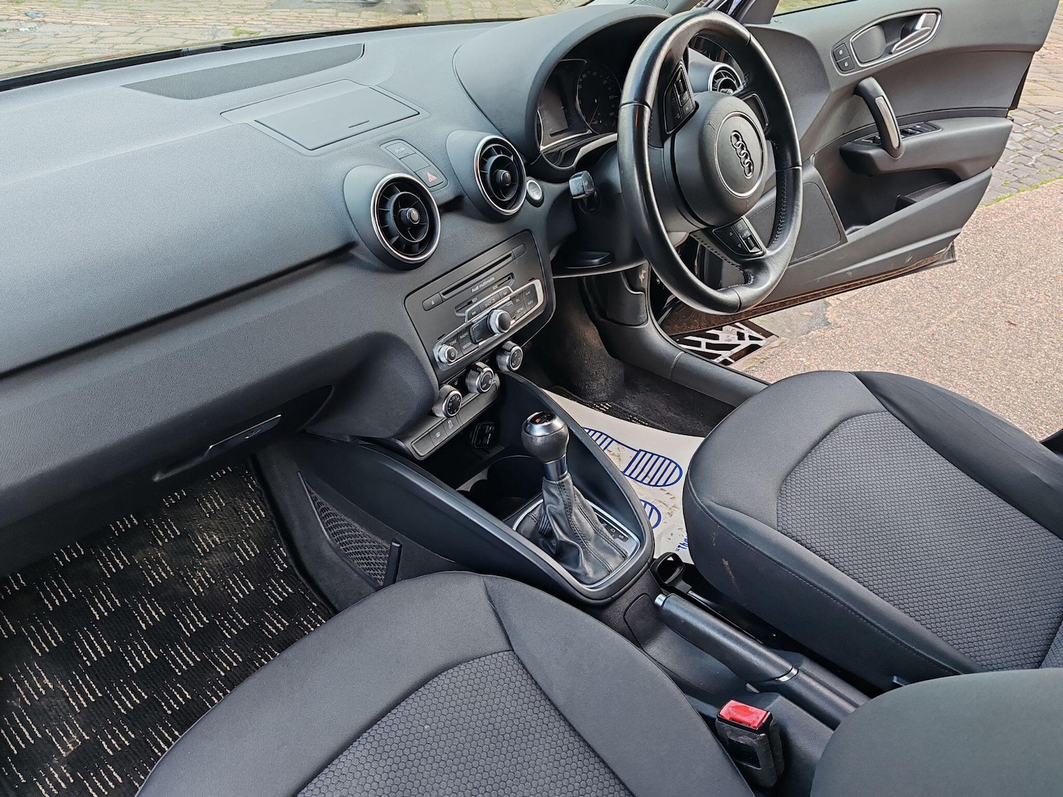 Used Audi A1 for sale - 76476673: Photo 31