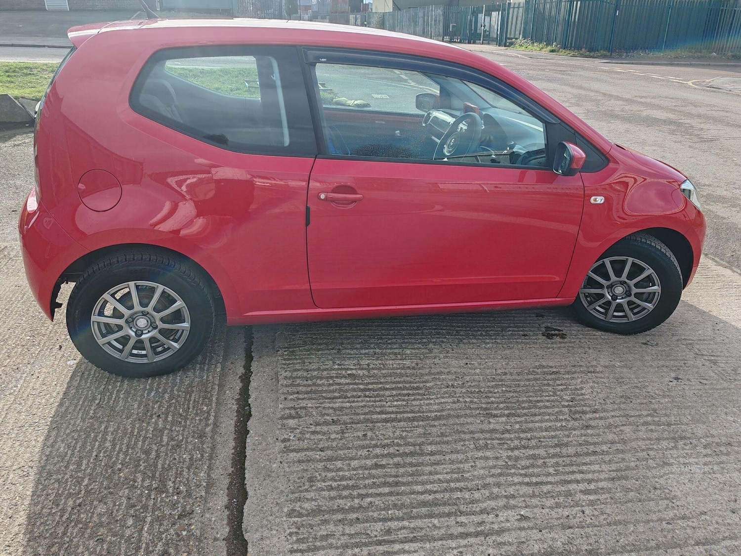 Used Volkswagen up! 2025 for sale - 77808544: Photo 20