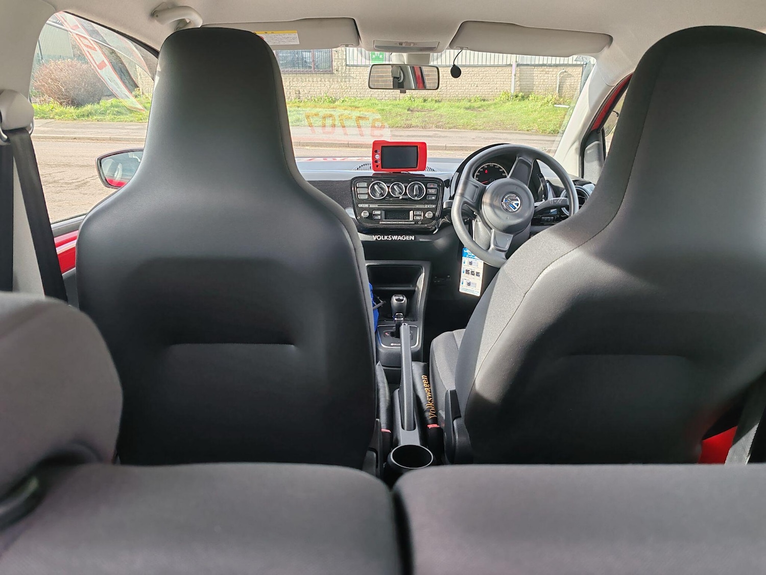 Used Volkswagen up! 2025 for sale - 77808544: Photo 24