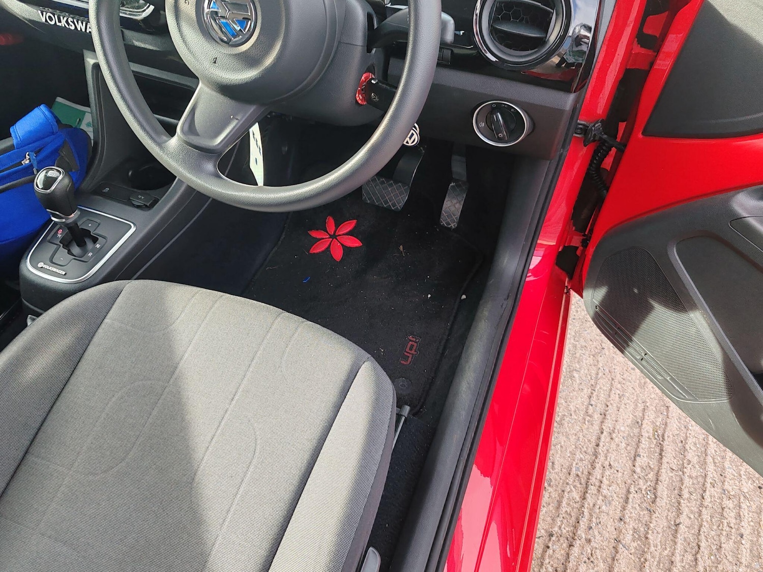 Used Volkswagen up! 2025 for sale - 77808544: Photo 26