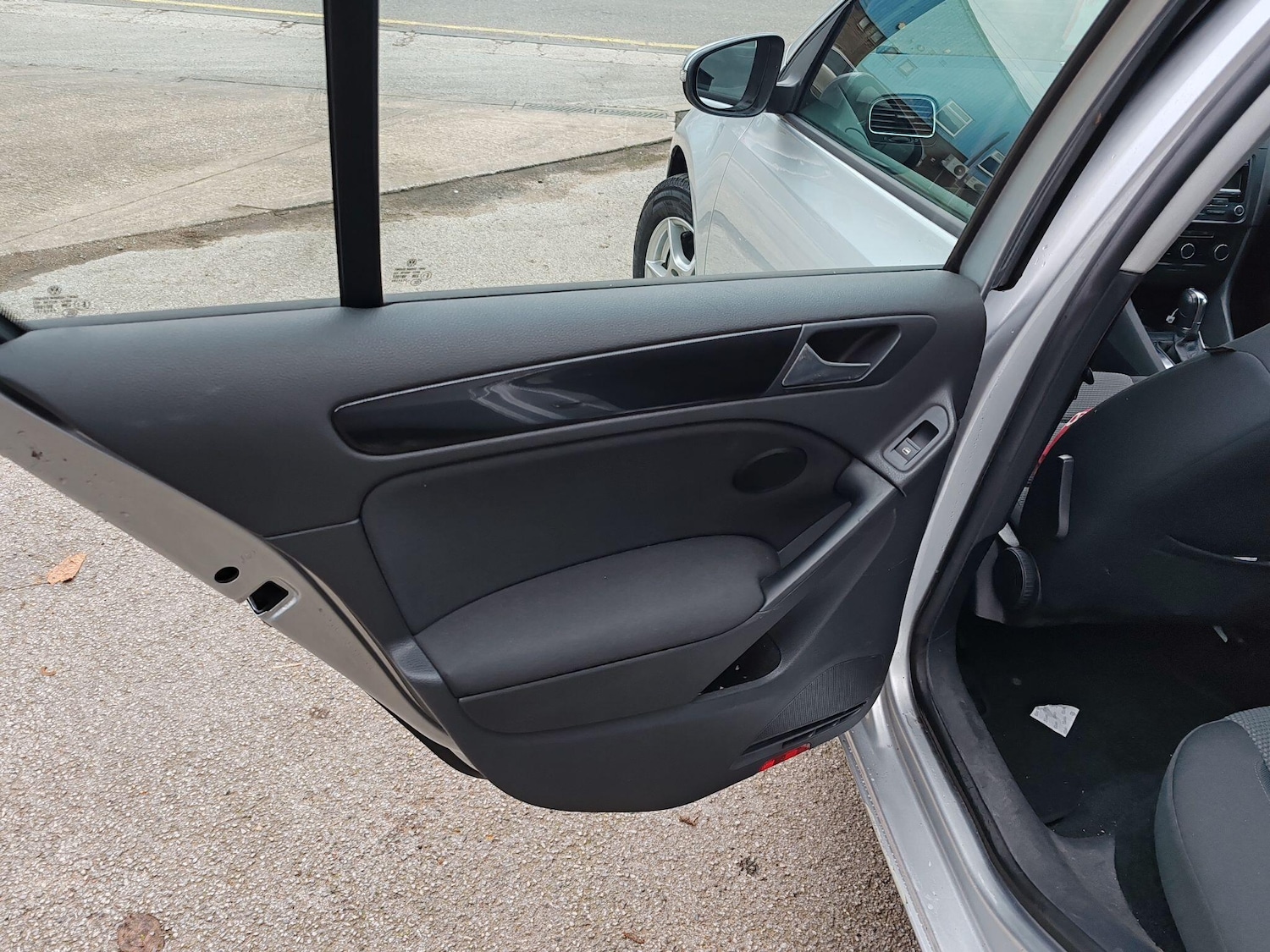 Used Volkswagen Golf 2025 for sale - 76660585: Photo 32