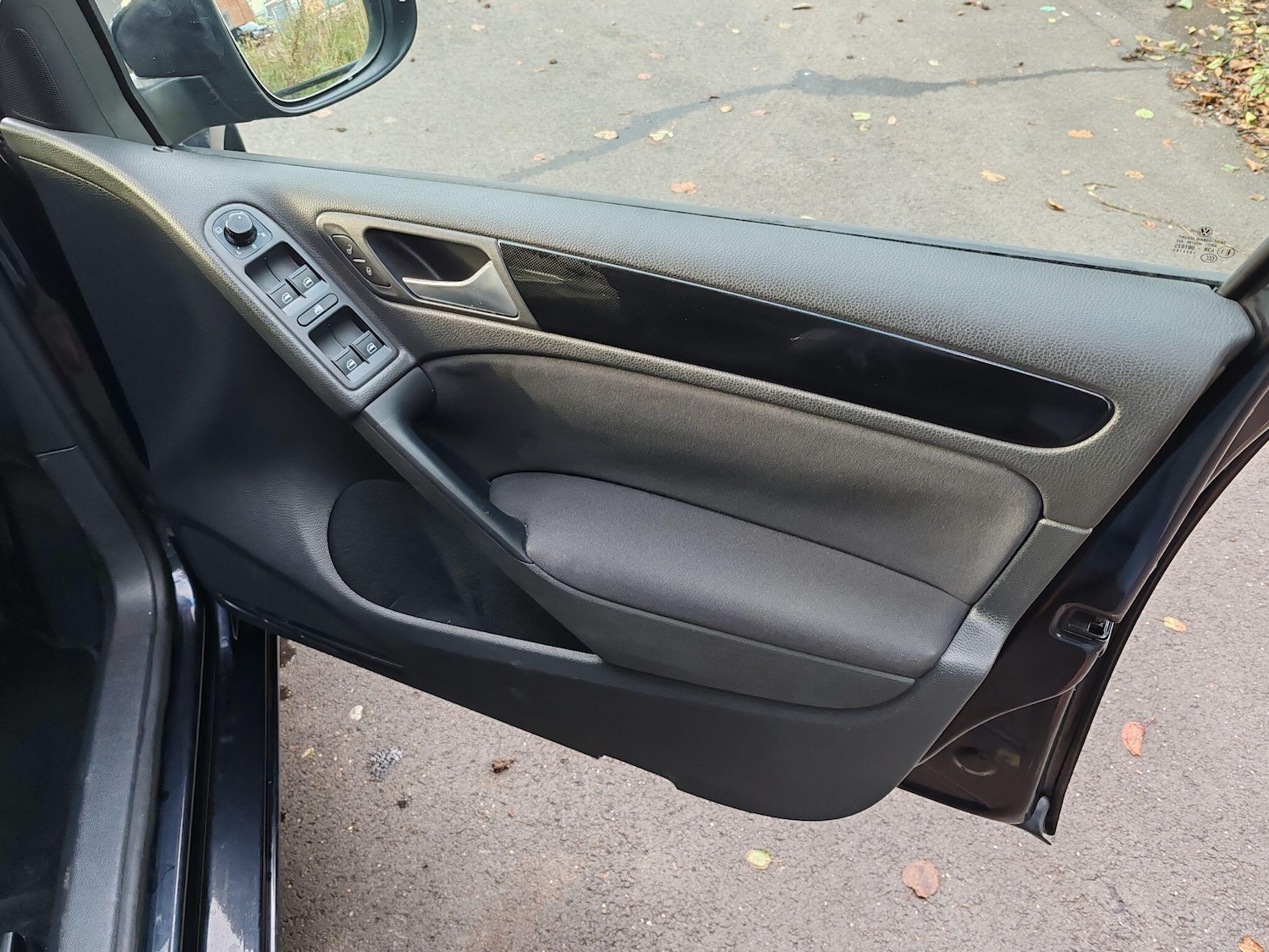 Used Volkswagen Golf 2025 for sale - 76999027: Photo 31