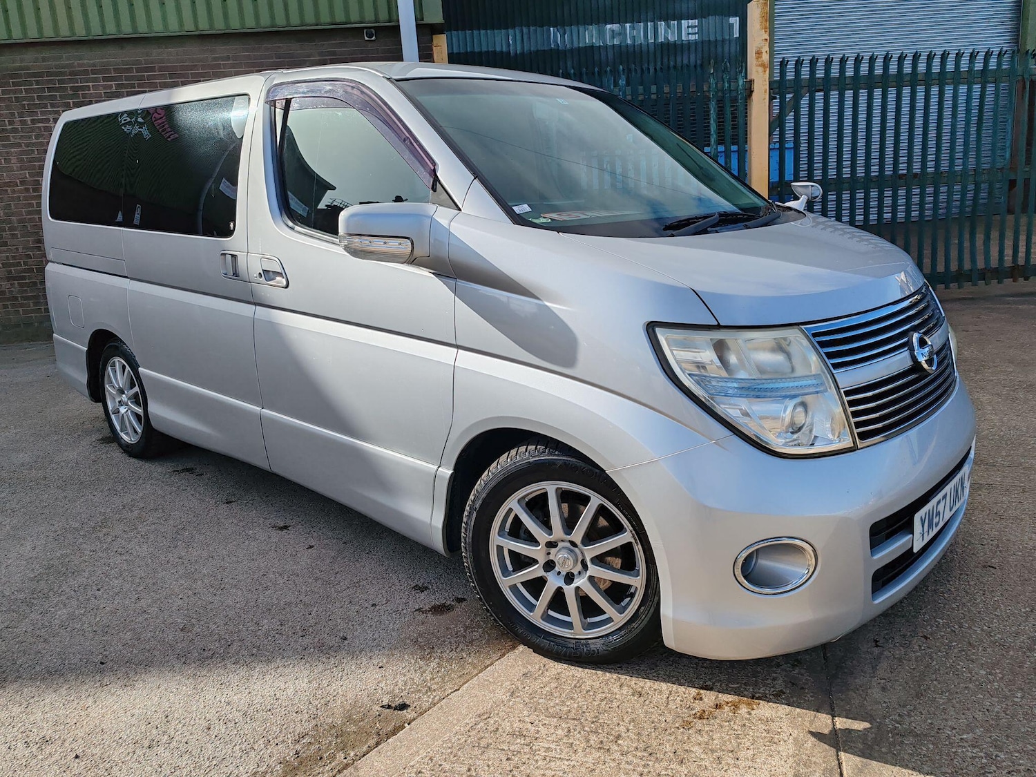 Used Nissan Elgrand 2025 for sale - 76660578: Photo 19
