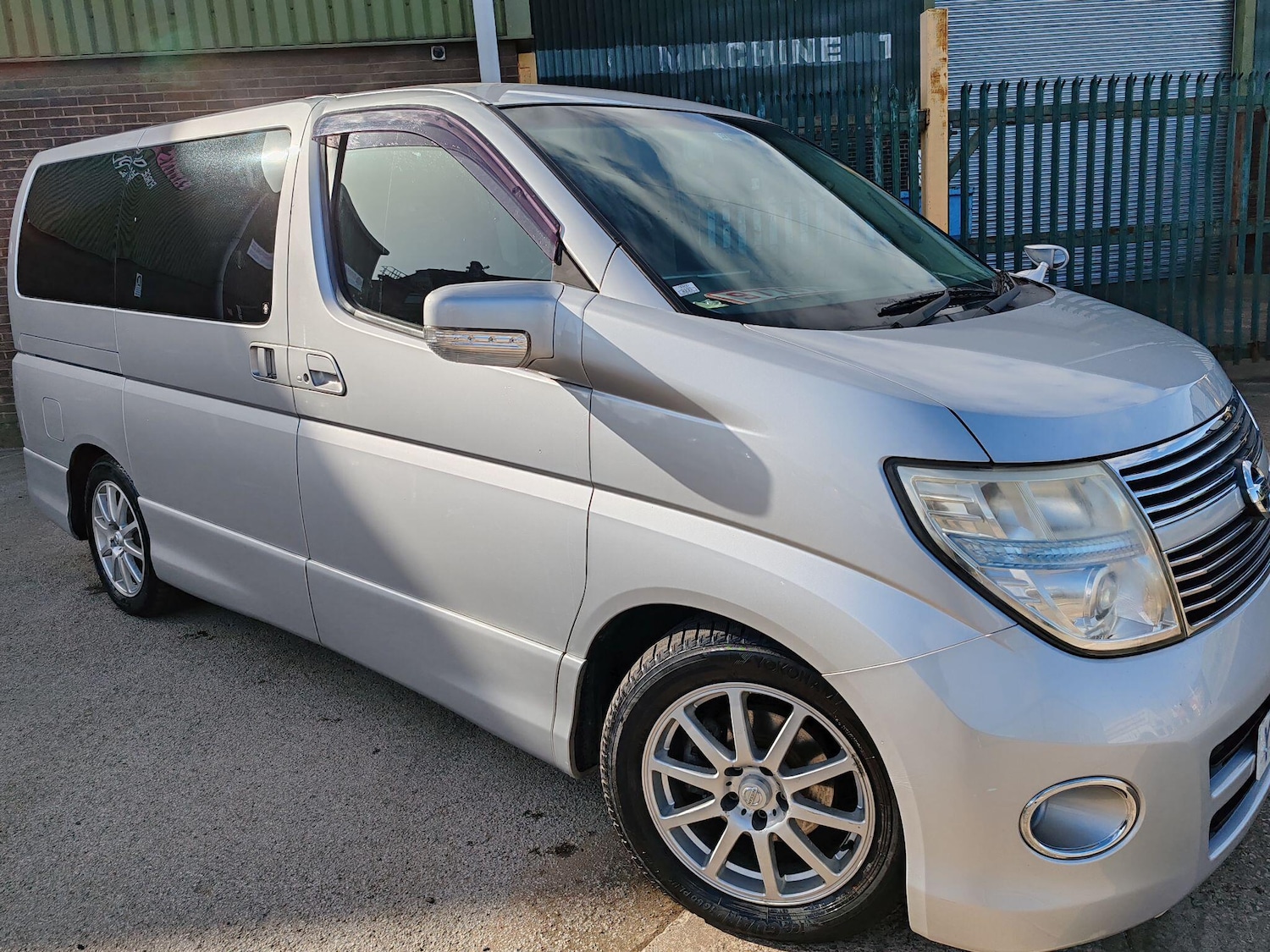 Used Nissan Elgrand 2025 for sale - 76660578: Photo 3