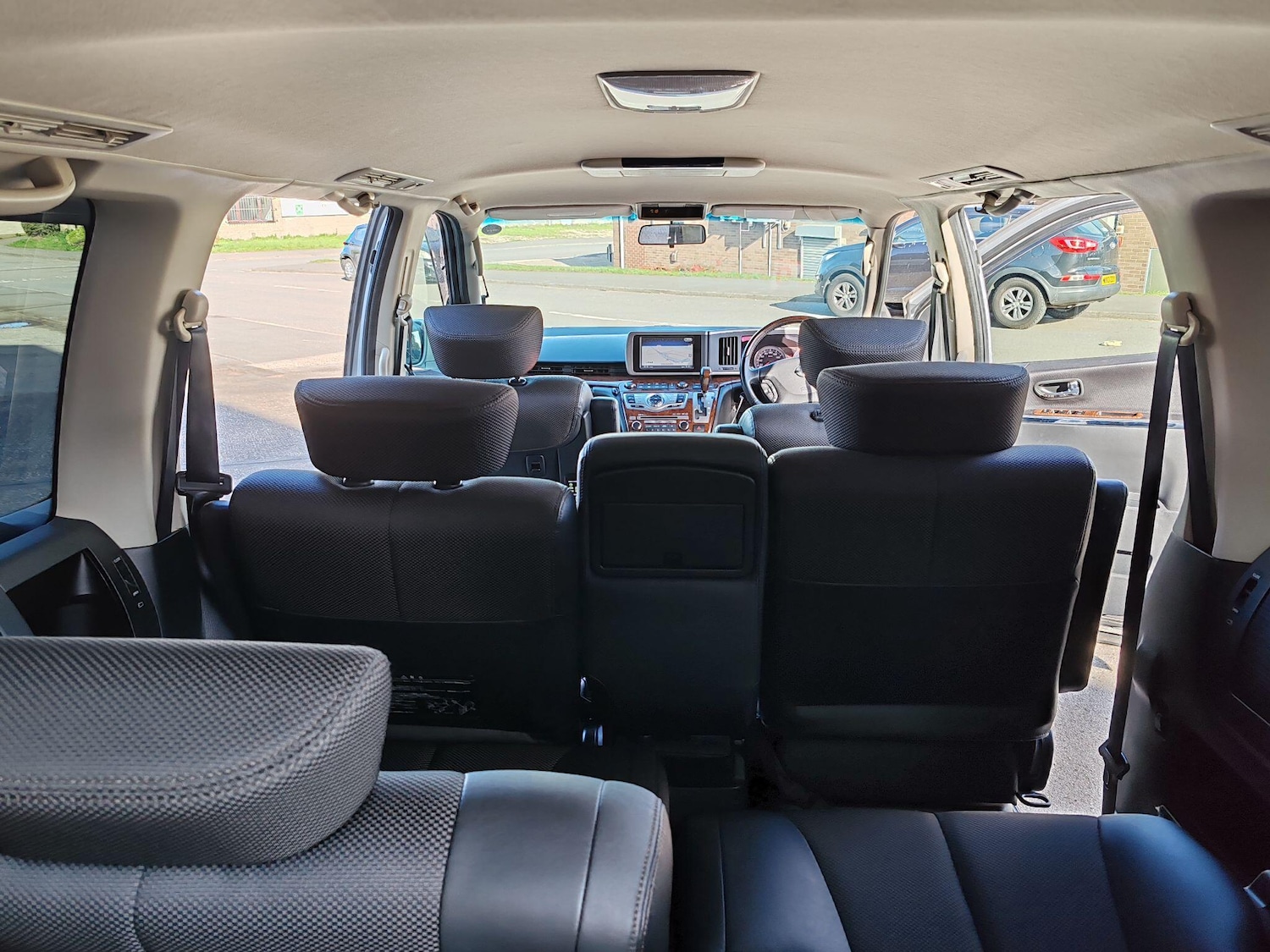 Used Nissan Elgrand 2025 for sale - 76660578: Photo 37