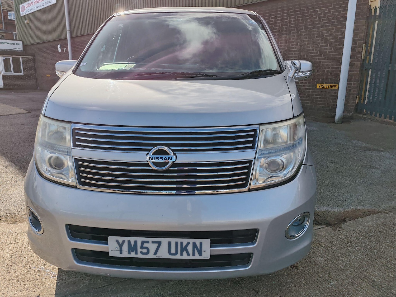 Used Nissan Elgrand 2025 for sale - 76660578: Photo 6