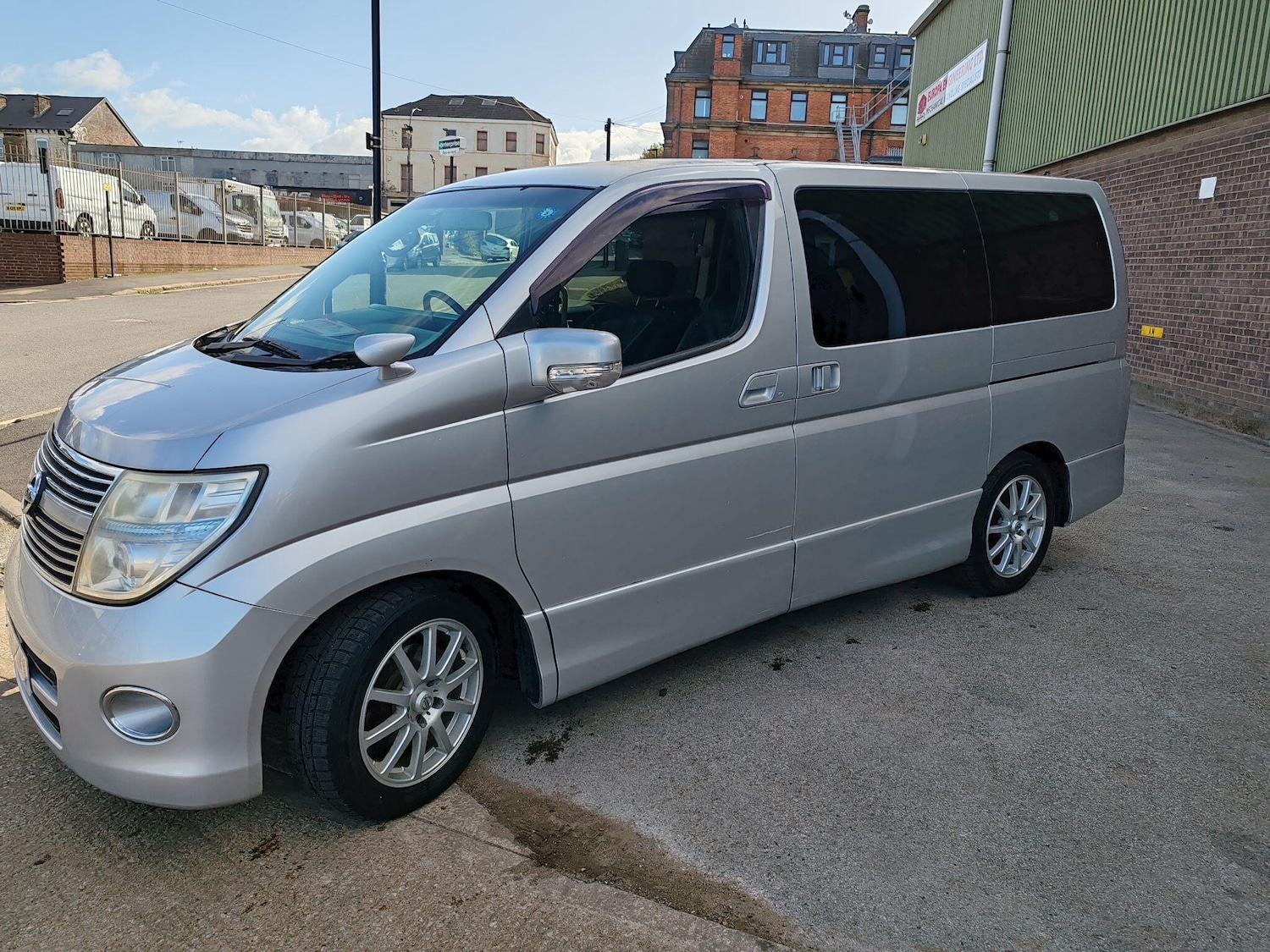 Used Nissan Elgrand 2025 for sale - 76660578: Photo 9