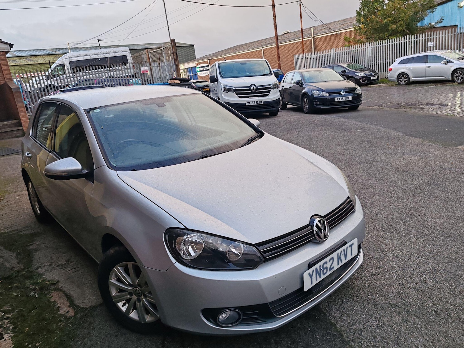 Used Volkswagen Golf for sale - 76174617: Photo 1