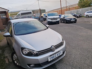 Used Volkswagen Golf for sale - 76174617: Photo 2