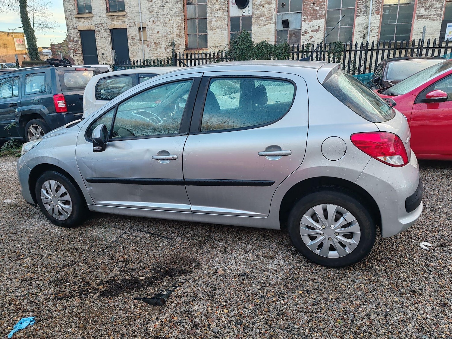 Used Peugeot 207 2009 for sale - 77203000: Photo 5