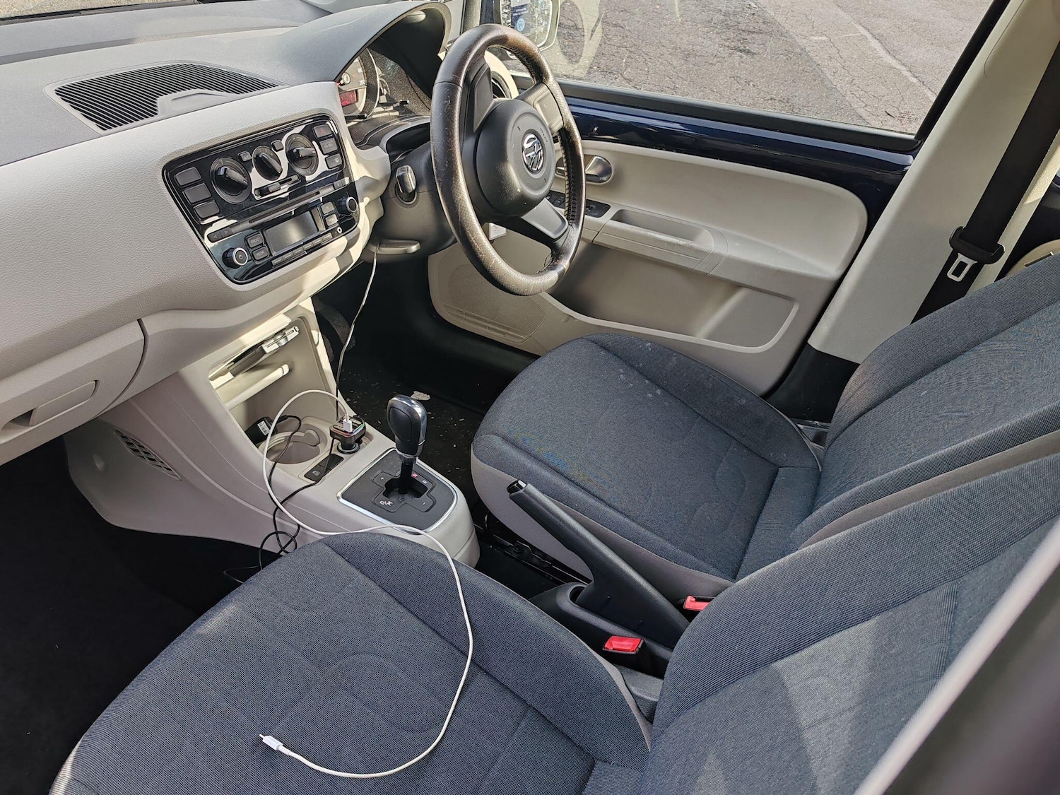 Used Volkswagen up! for sale - 76660587: Photo 29