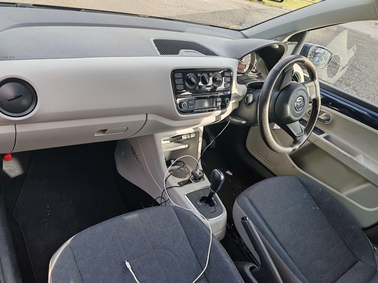 Used Volkswagen up! for sale - 76660587: Photo 30