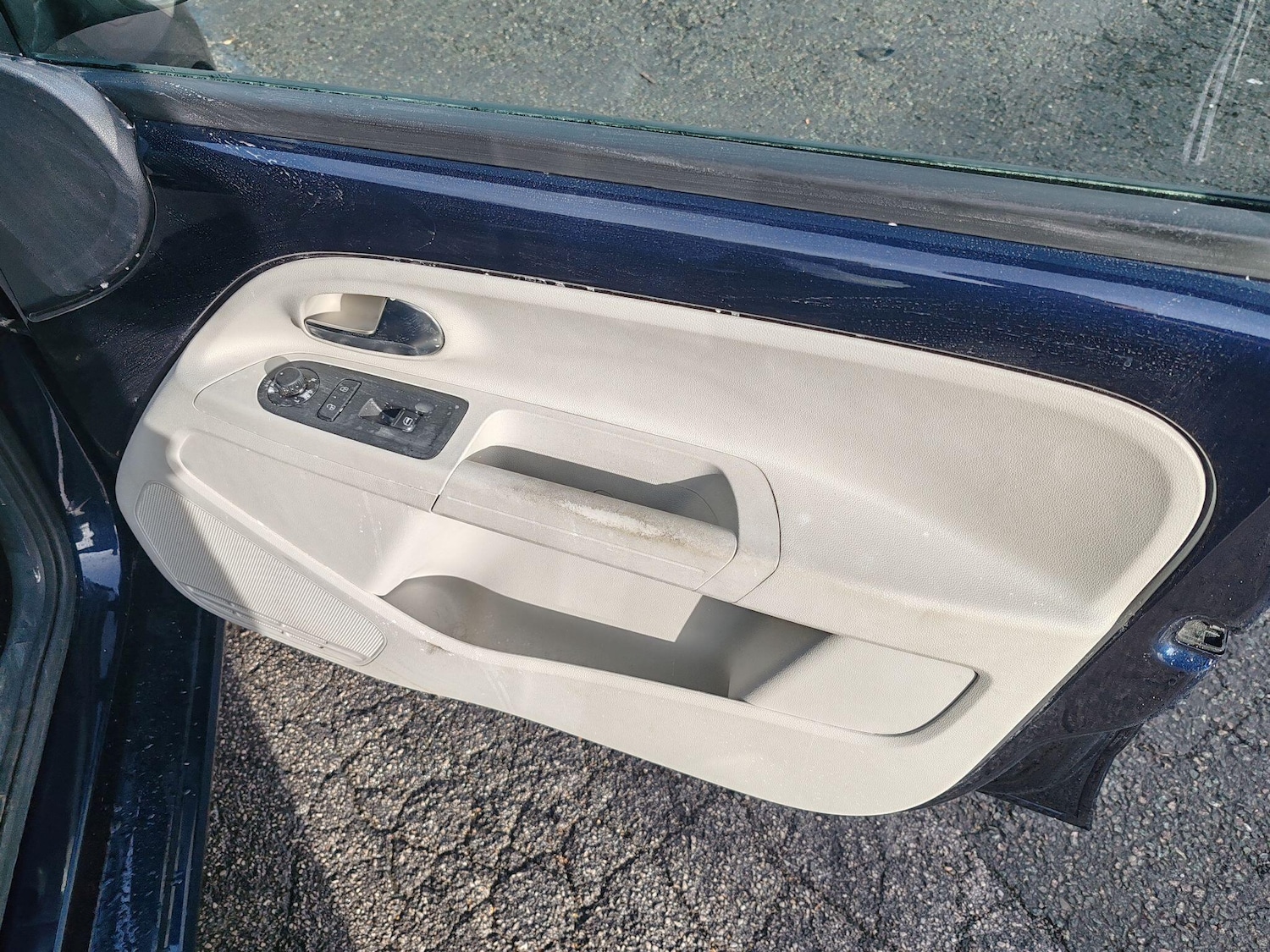 Used Volkswagen up! for sale - 76660587: Photo 32