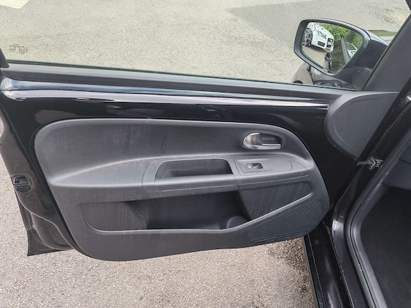 Used Volkswagen up! 2025 for sale - 76158973: Photo 23