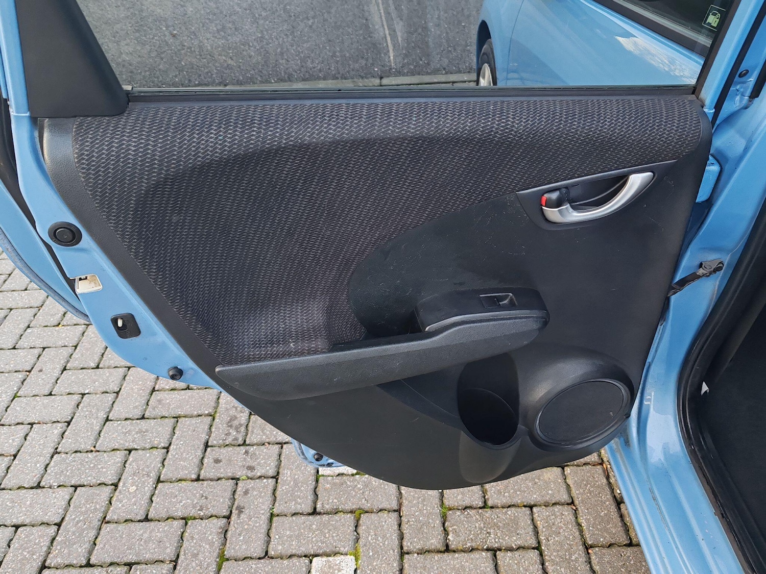 Used Honda Fit for sale - 77084400: Photo 31