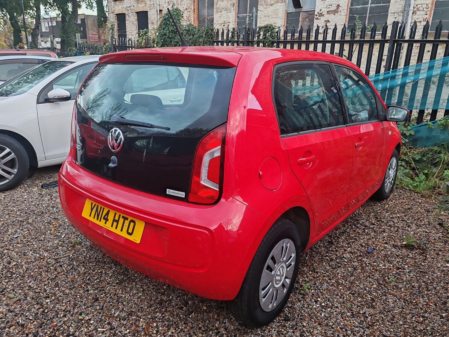 Used Volkswagen up! for sale - 76855661: Photo 2