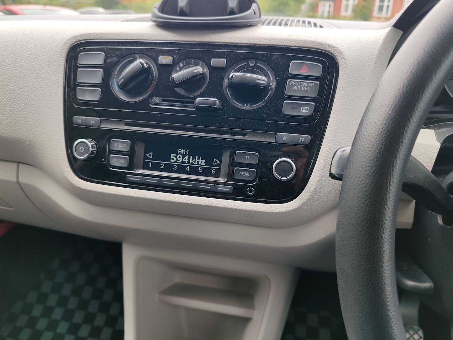 Used Volkswagen up! for sale - 76855661: Photo 21