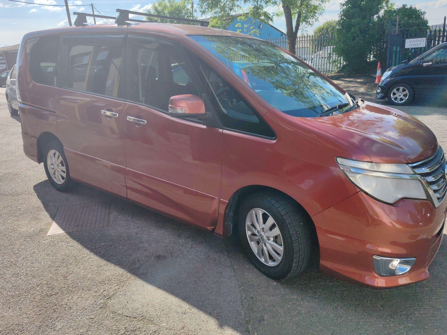 Used Nissan Serena 2025 for sale - 76660584: Photo 16