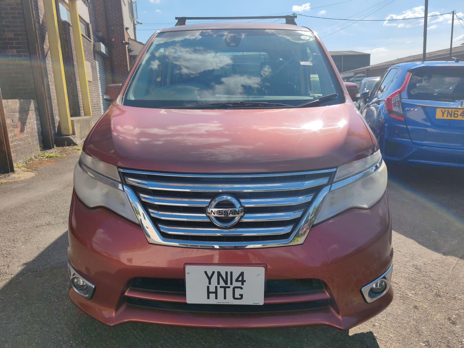 Used Nissan Serena 2025 for sale - 76660584: Photo 21
