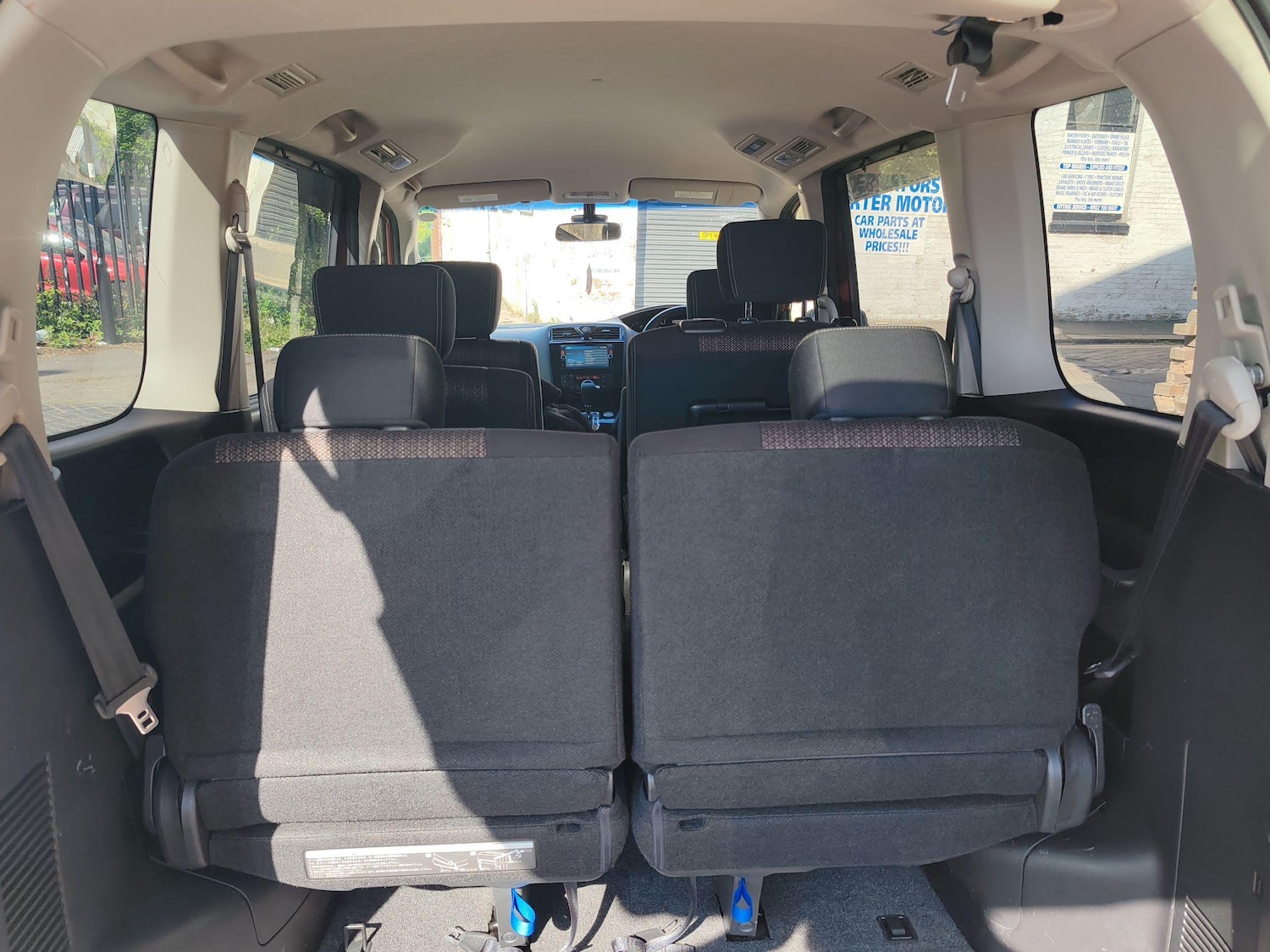 Used Nissan Serena 2025 for sale - 76660584: Photo 25