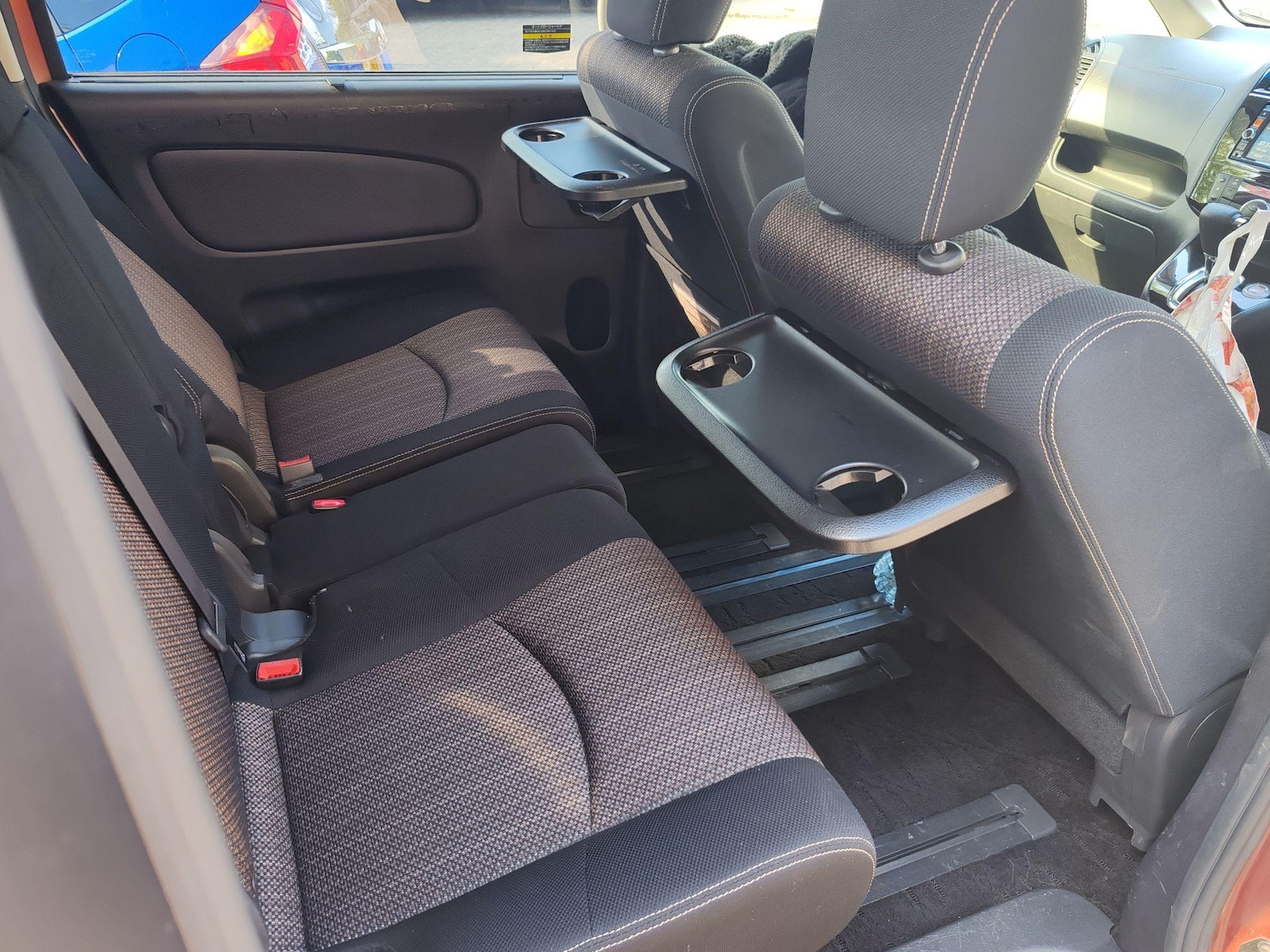 Used Nissan Serena 2025 for sale - 76660584: Photo 31