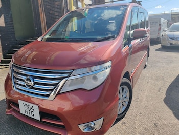Used Nissan Serena 2014 for sale - 76660584: Photo