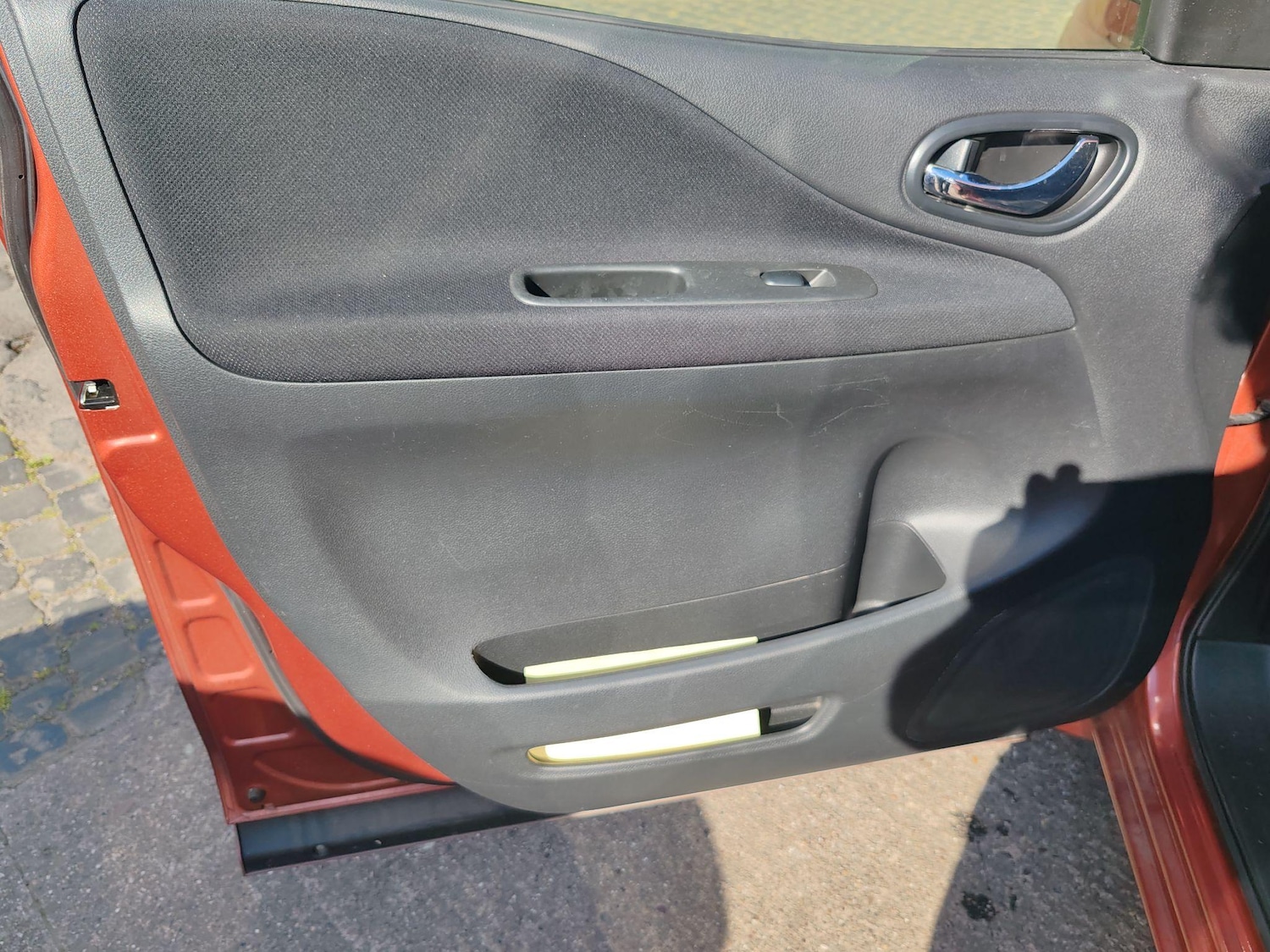 Used Nissan Serena 2025 for sale - 76660584: Photo 41