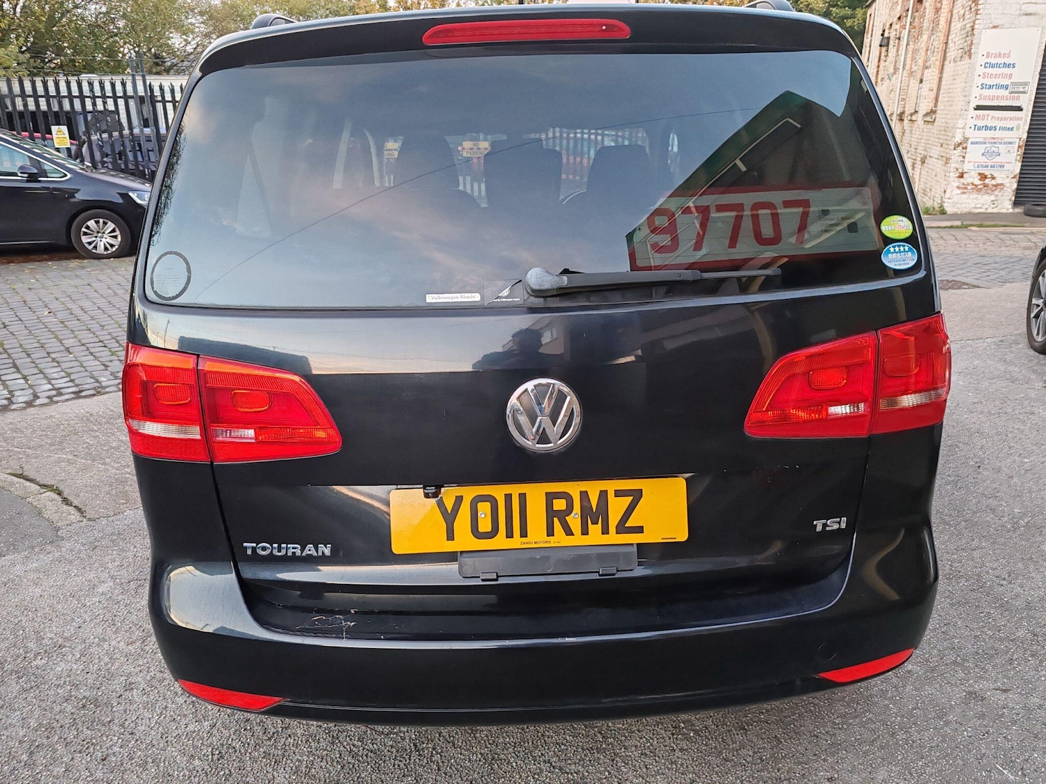 Used Volkswagen Polo 2011 for sale - 76660569: Photo 11