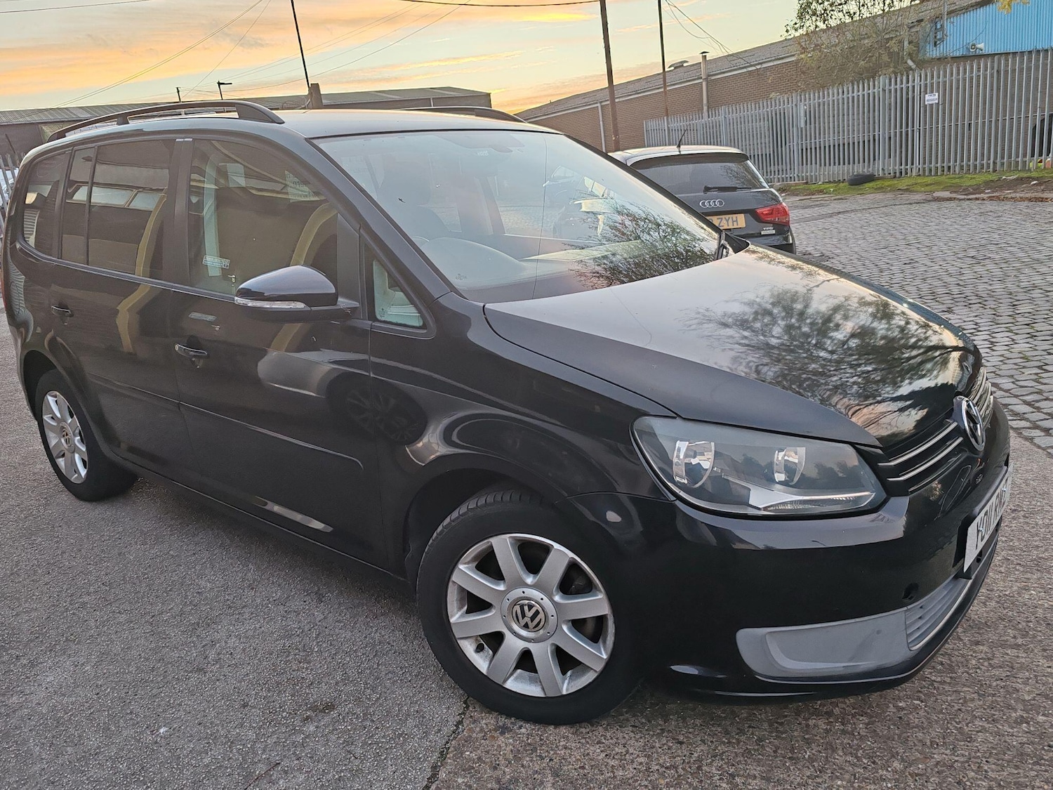 Used Volkswagen Polo 2011 for sale - 76660569: Photo 15