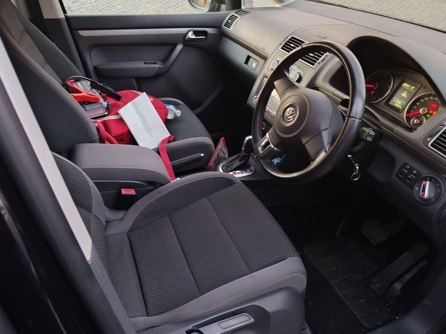 Used Volkswagen Polo 2011 for sale - 76660569: Photo 34