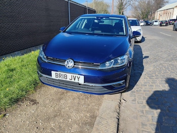 Used Volkswagen Golf 2018 for sale - 78259901: Photo