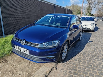 Used Volkswagen Golf 2018 for sale - 78259901: Photo