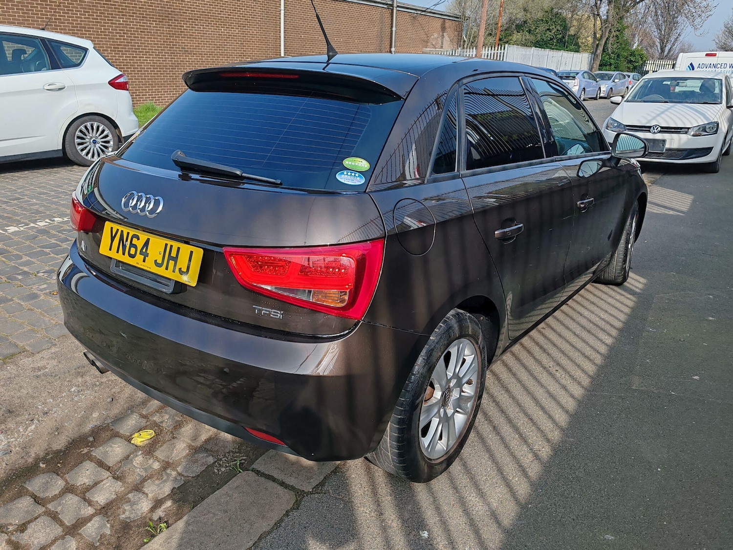 Used Nissan Note 2014 for sale - 77977647: Photo 19