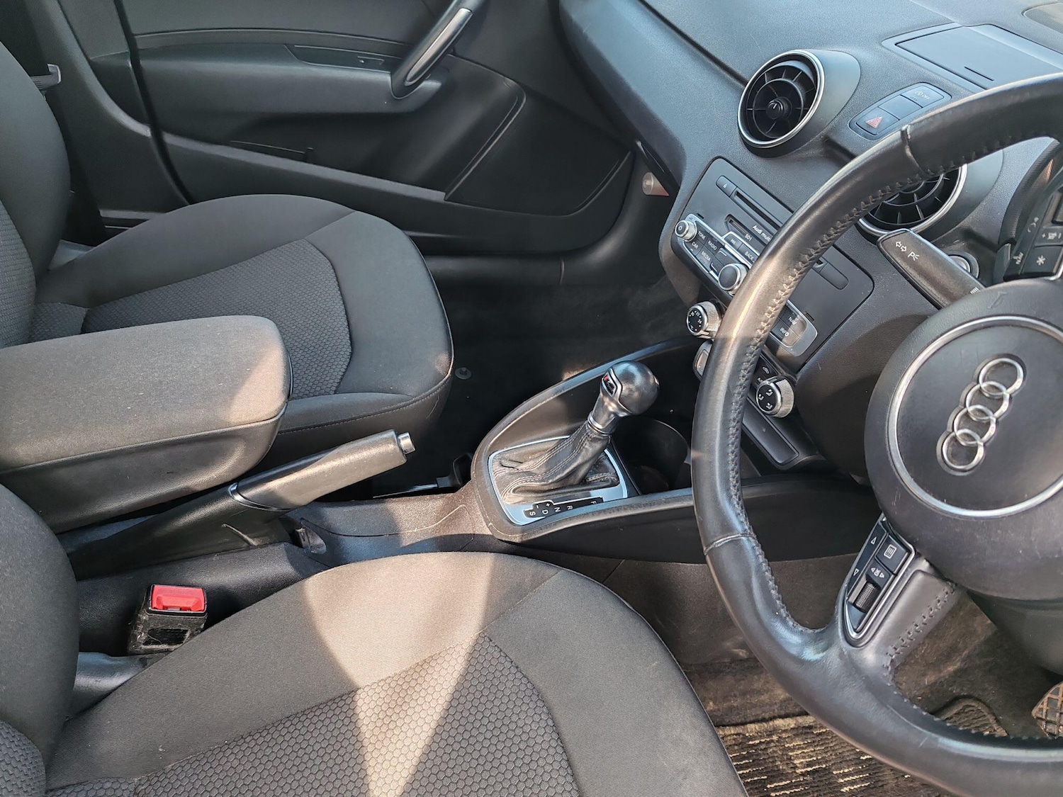 Used Nissan Note 2014 for sale - 77977647: Photo 24