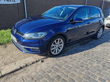 Used Volkswagen Golf 2018 for sale - 78062957: Photo