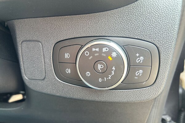 Used Ford Puma 2021 for sale - 75698631: Photo 41