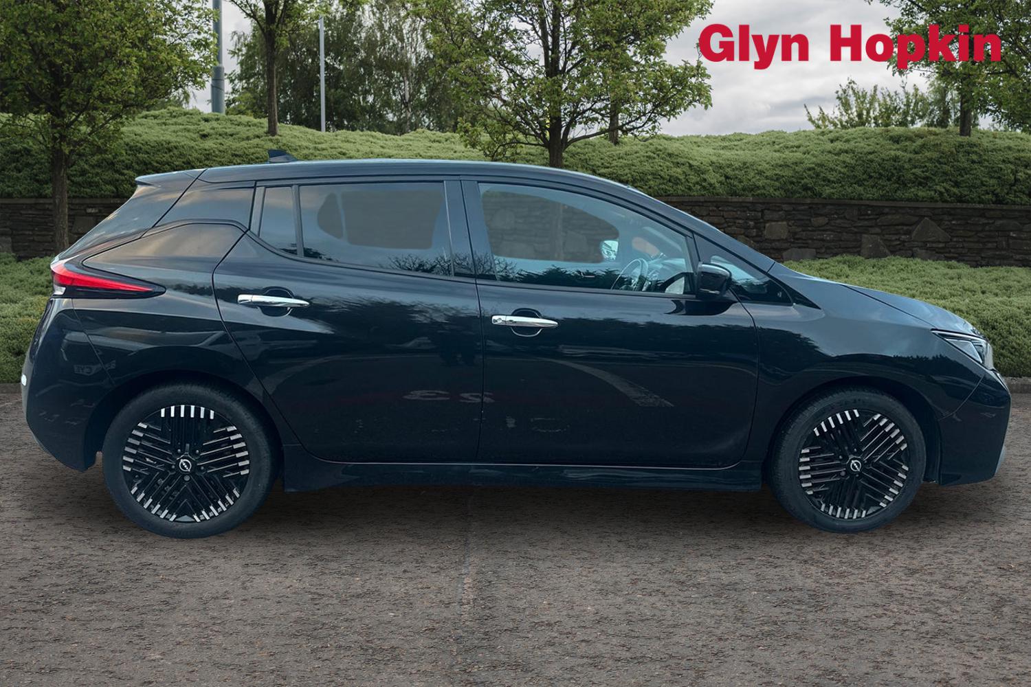 Used Nissan Leaf 2022 for sale - 77198243: Photo 2